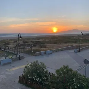 https://apartamento-a-pie-de-playa-tarifa.es-andalucia.com